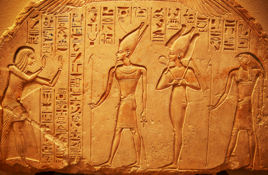 Az információkezelés fejlődése - egyiptomi kőtábla